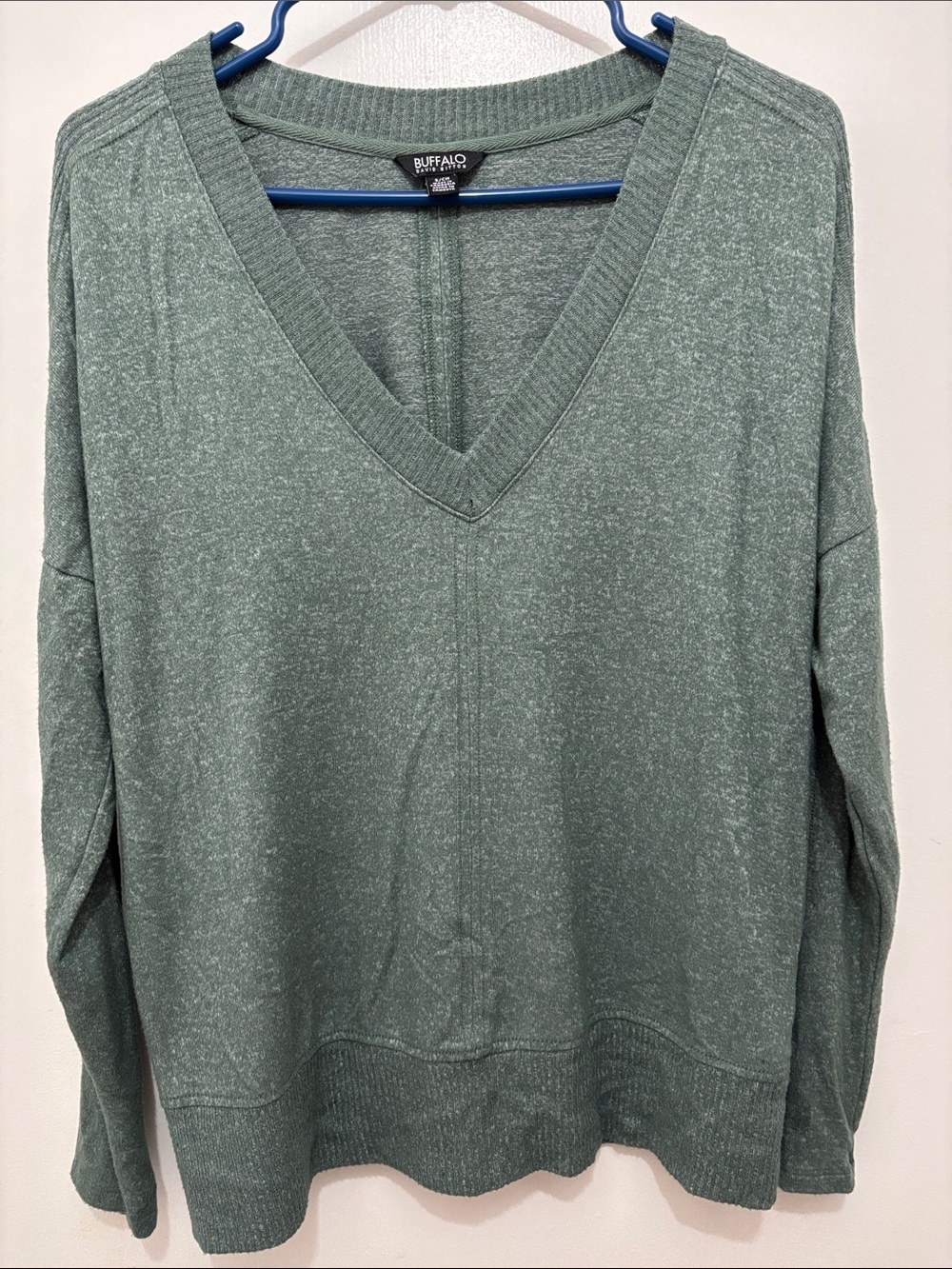 Buffalo David Bitton Women's V-Neck Sweater in Heathered Sage